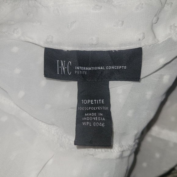 International Concepts White Textured Short Sleeve Wrap Front Blouse 10P - Picture 6 of 6